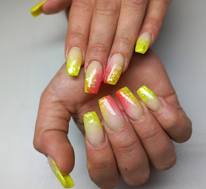 Cella's beauty en nails - Groningen